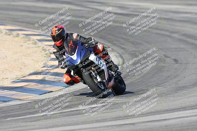 media/Dec-01-2025-Moto Forza (Mon) [[2daa91e15f]]/2-Intermediate Group/Session 2 (Turns 9 and 10)/
